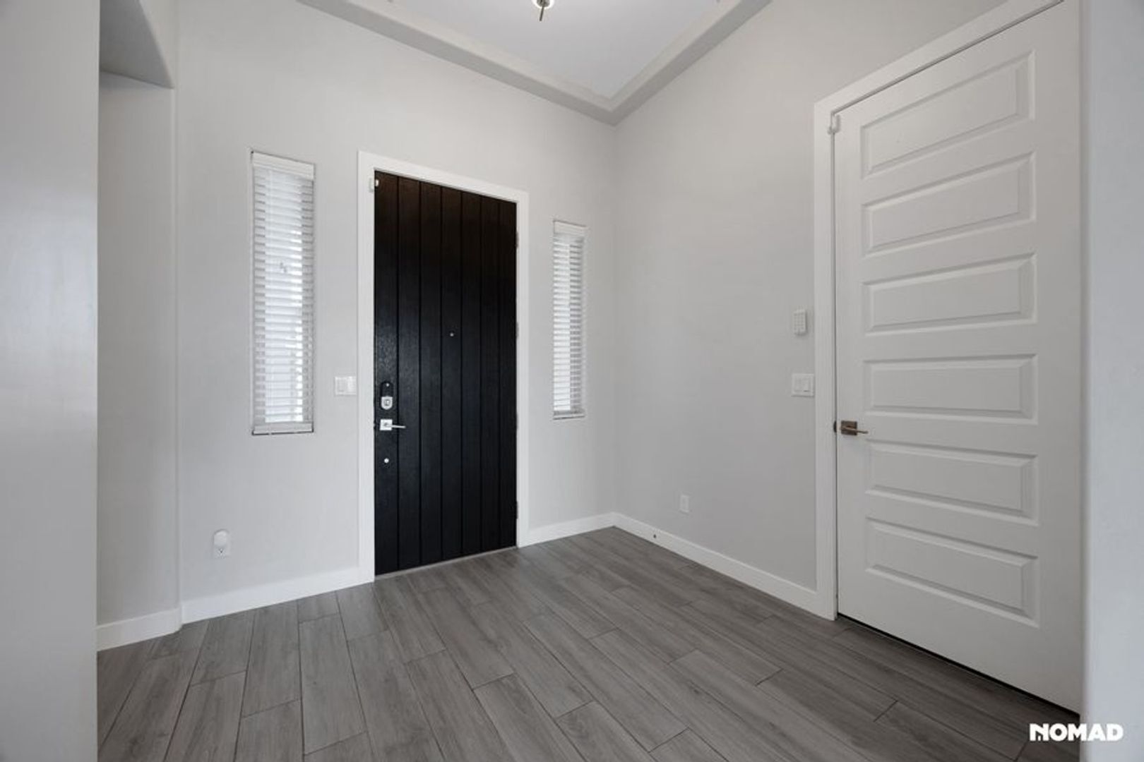 Building Photo - 3802 Nightingale Ave