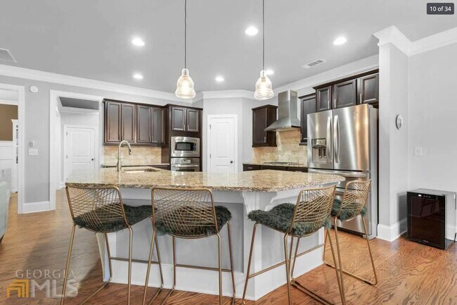 Building Photo - 1094 Mendell Cir NE