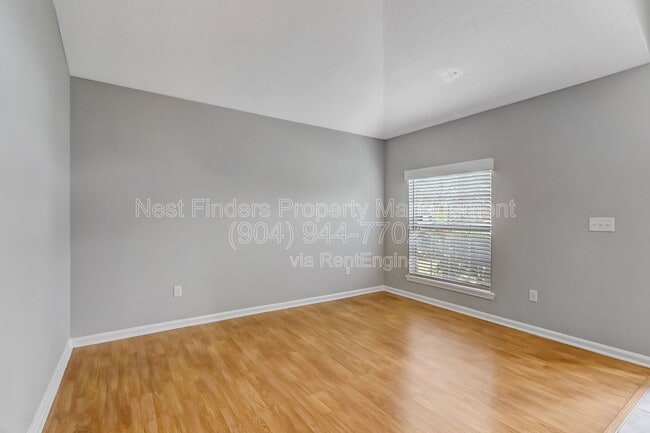 Building Photo - 9642 Pritmore Rd E