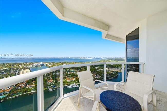 Building Photo - 4775 Collins Ave