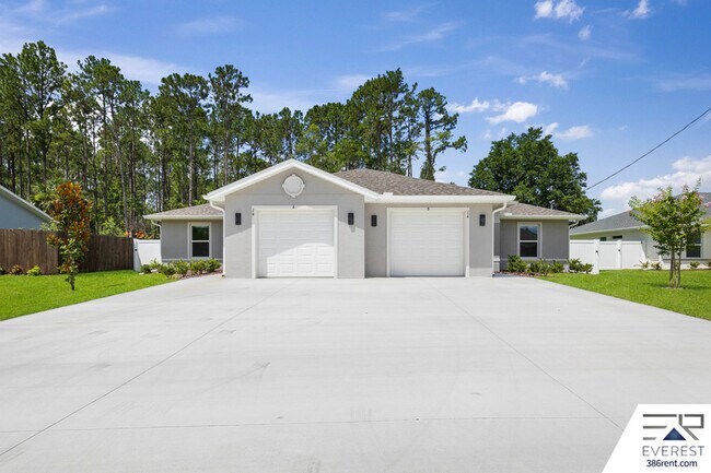 Building Photo - 14 Llovera Pl