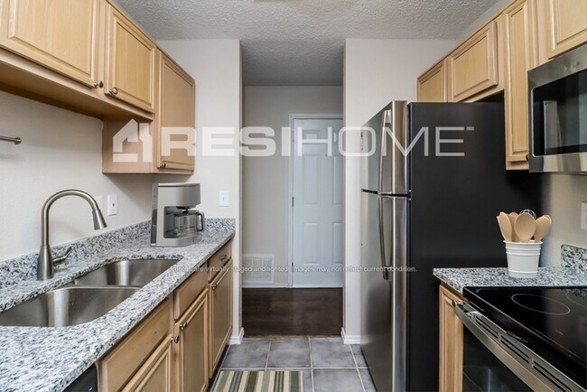 Building Photo - 10228 Dallam Ln