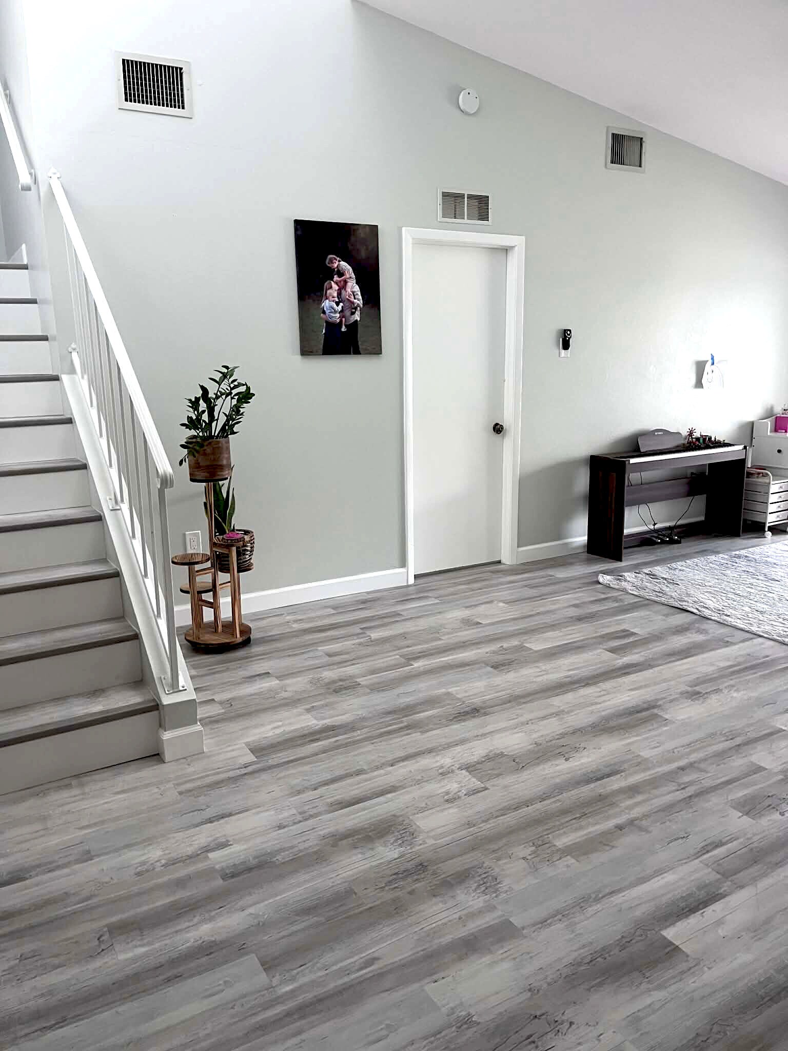 Building Photo - 3023 Beecher Dr E