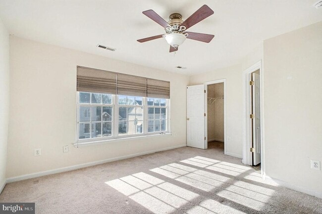 Building Photo - 105 Galway Ln