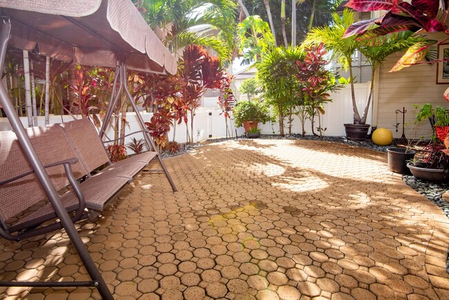 Building Photo - Ko Olina Fairways 3 bedroom, 2.5 Bath with...