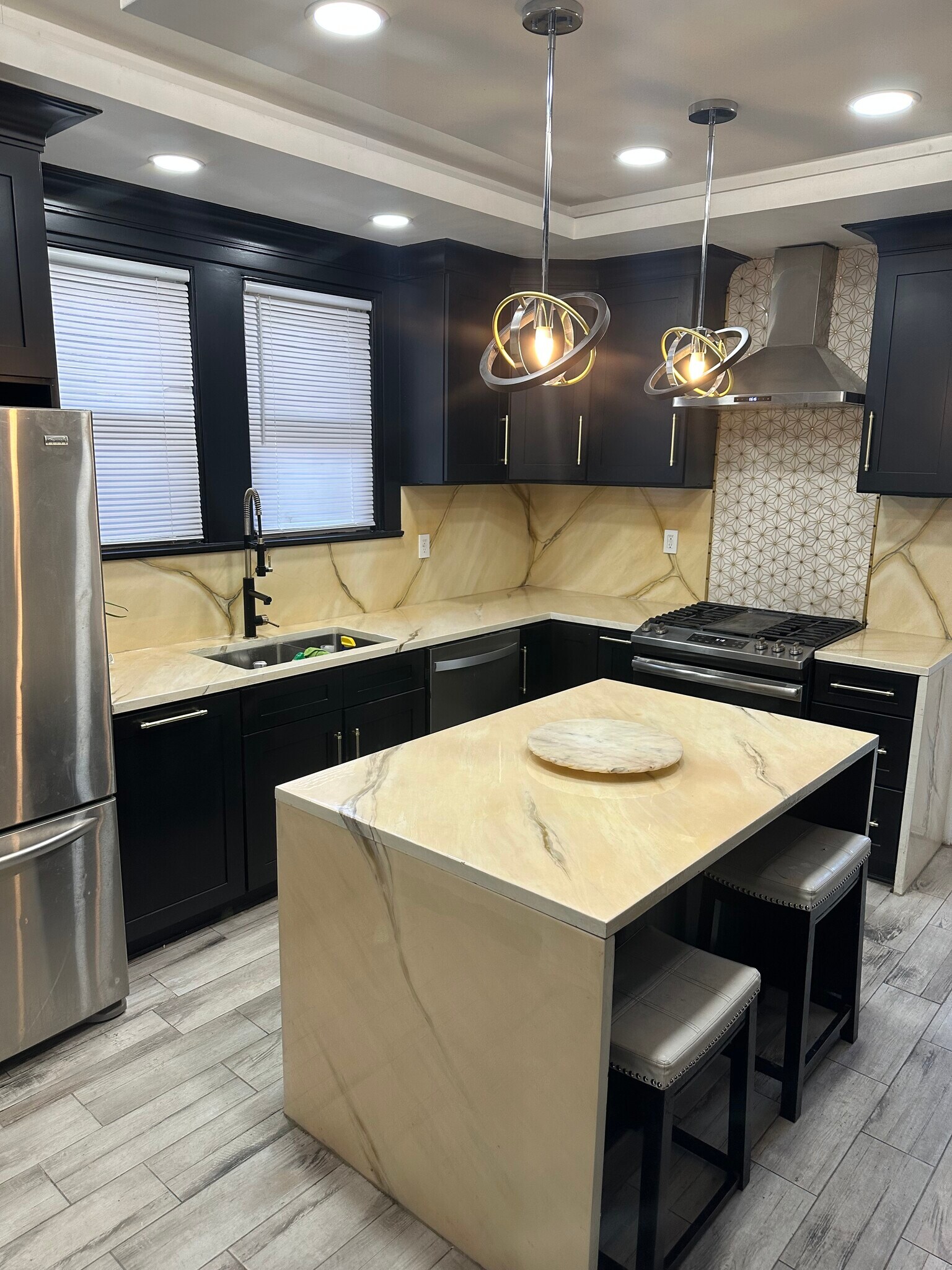 Building Photo - 2616 Cochran St