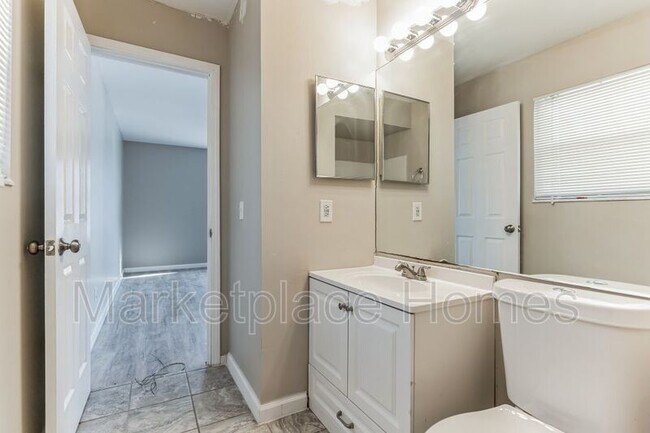 Building Photo - 14537 Greencastle Dr