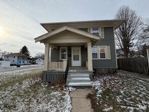 Building Photo - 3422 Smith St