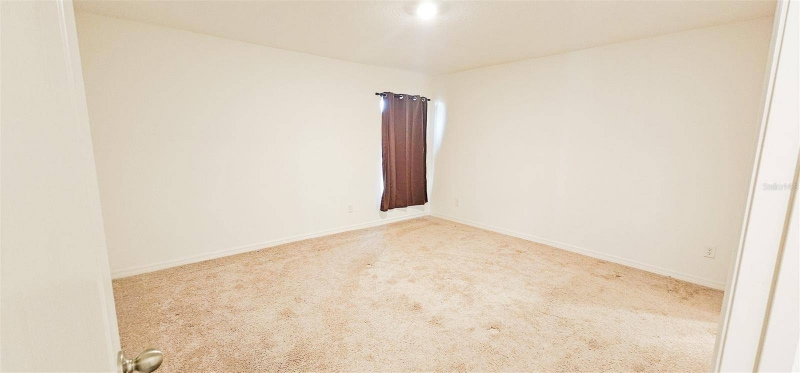 Building Photo - 271 Begonia Ln