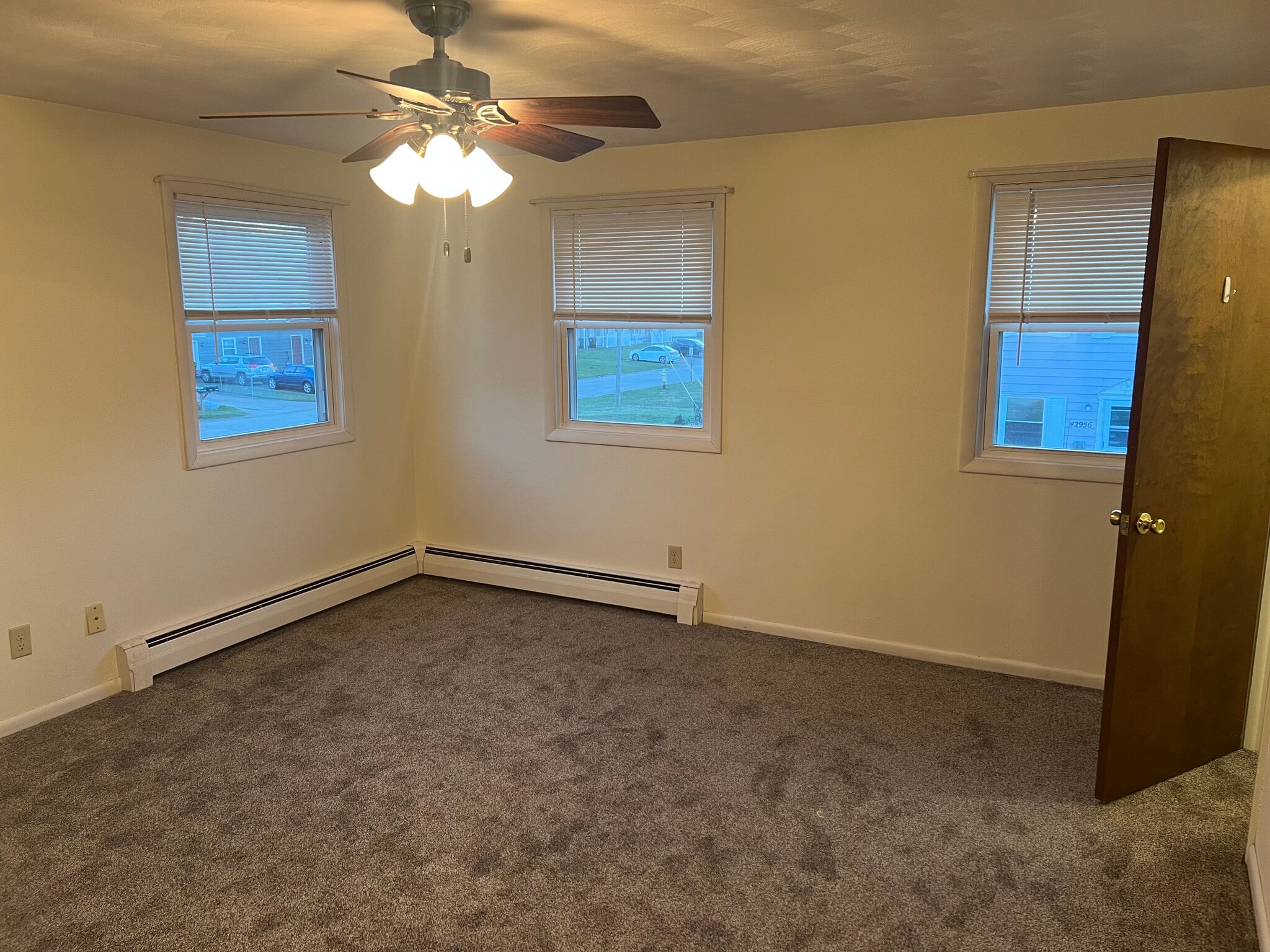 Master Bedroom - 42946 Emerald Dr