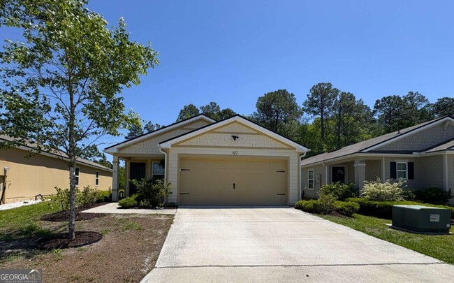 Building Photo - 107 Teakwood Dr