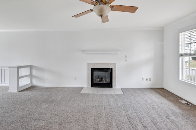 Building Photo - 145 Fountain Springs Rd