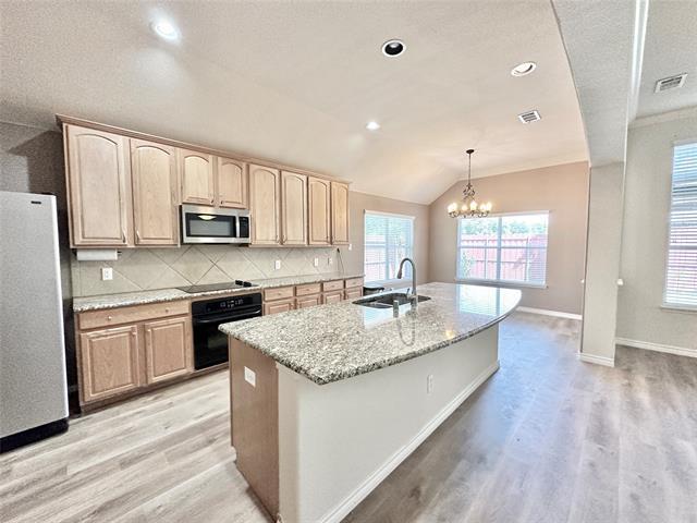 Building Photo - 9708 Grassland Dr