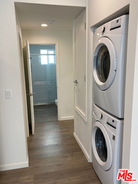 Building Photo - 1112 Meadowbrook Ave