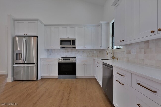 Building Photo - 1373 Shady Ln