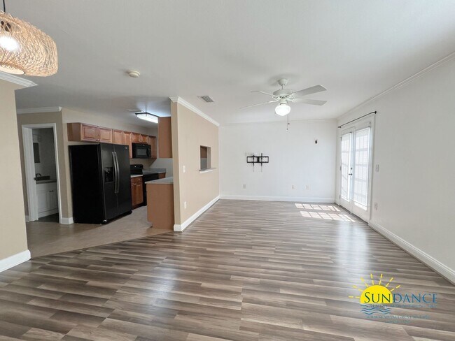 Building Photo - Charming 3 Bedroom Eagles Landing Townhous...