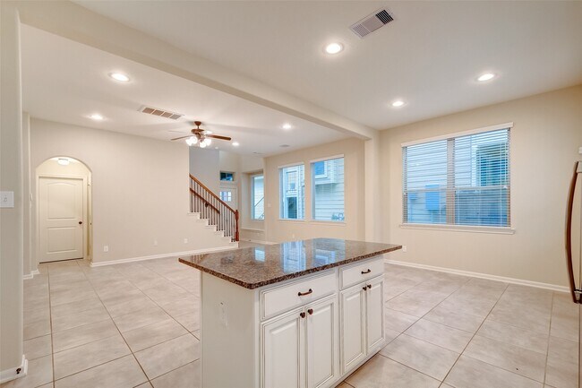 Building Photo - 220 Cheswood Forest Dr