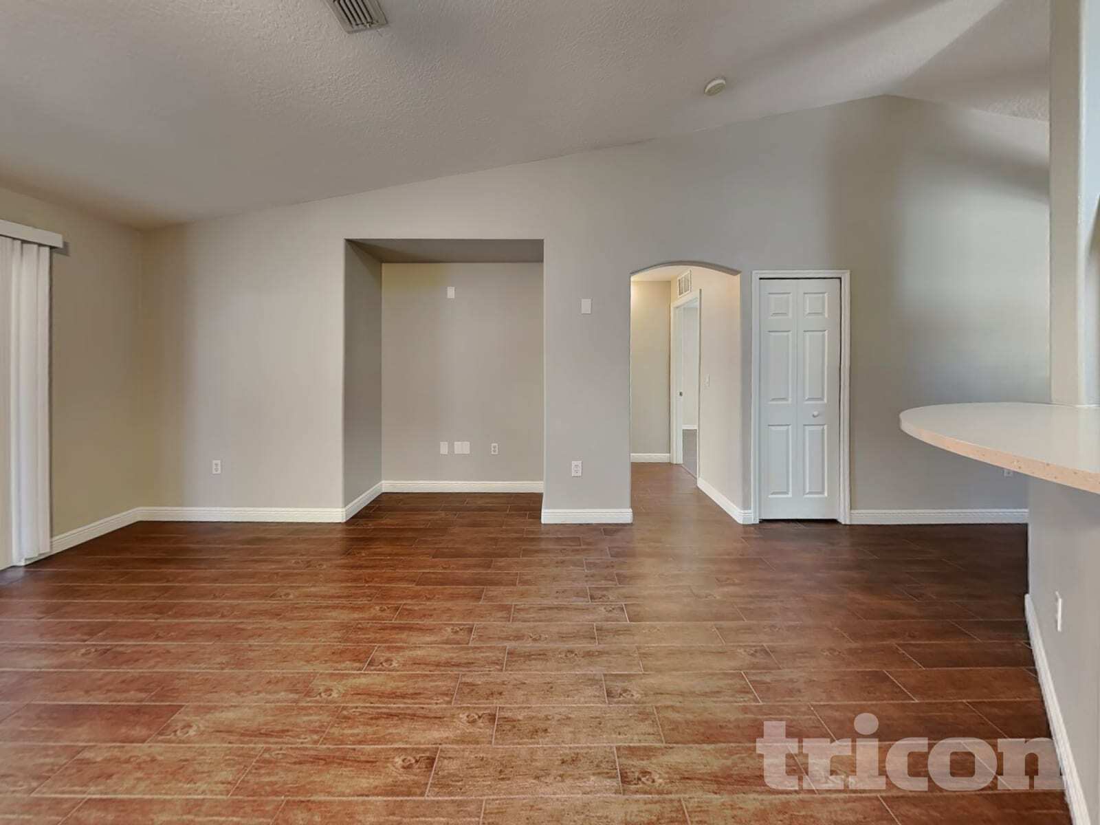 Building Photo - 2020 Nobleton Ave