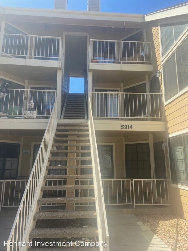 Building Photo - 2 br, 2 bath House - 5914 Gunbarrel Ave #E