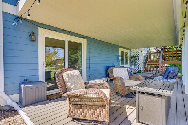 Building Photo - 9492 Sand Hill Pl