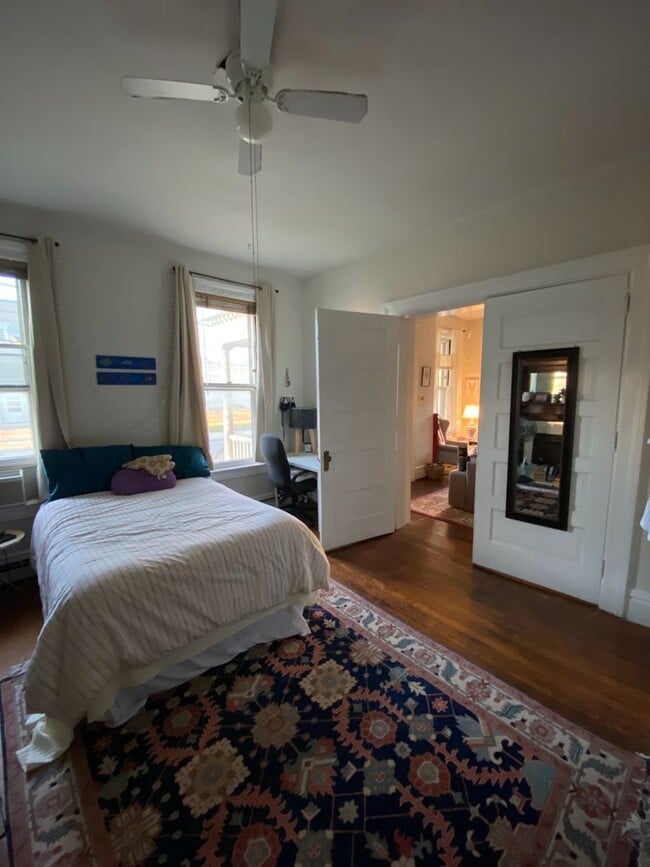 Building Photo - 312 S Upper St