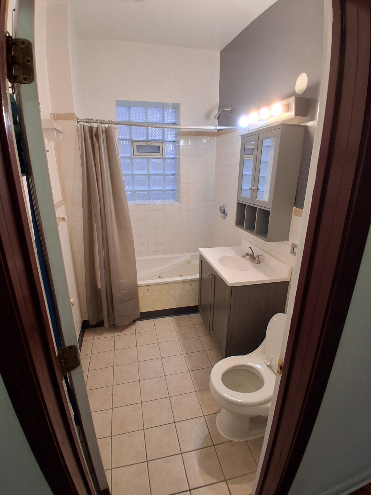 Building Photo - 4743 W Jackson Blvd