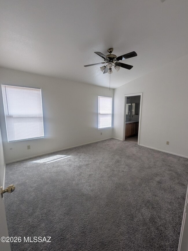 Building Photo - 7835 S Lennox Ln
