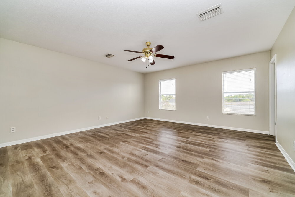Building Photo - 11050 Golden Silence Dr