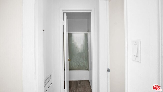 Building Photo - 1423 Martin Luther King Jr Ave