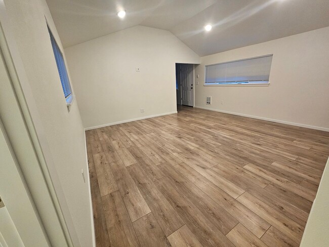 Building Photo - Secluded, Fully Remodeled 2-Bed Home on 2....