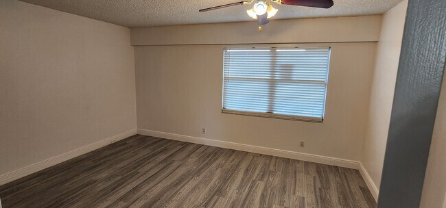 Building Photo - 801 SW 133rd Ter