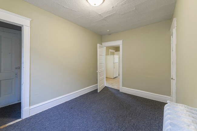 Building Photo - 2208-2210 Glenwood Ave