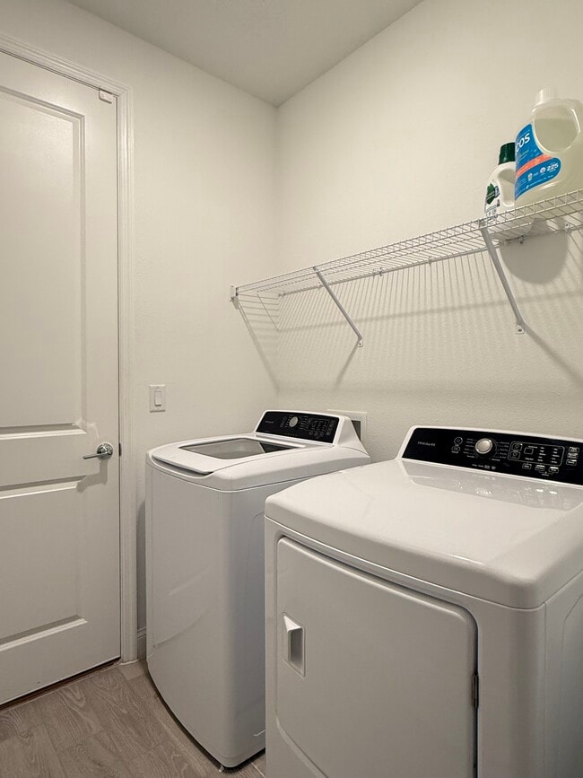 Building Photo - 76 Neighbor Ct