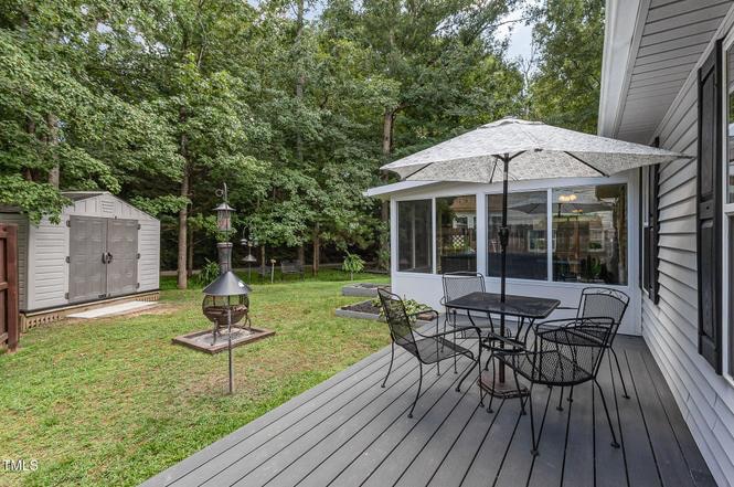 Building Photo - 105 Fox Den Ct