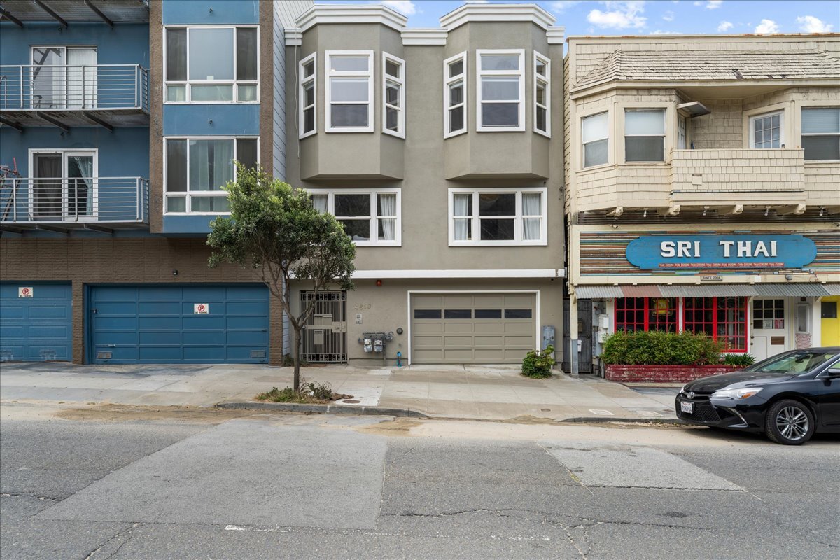 Building Photo - 4619 Lincoln Way