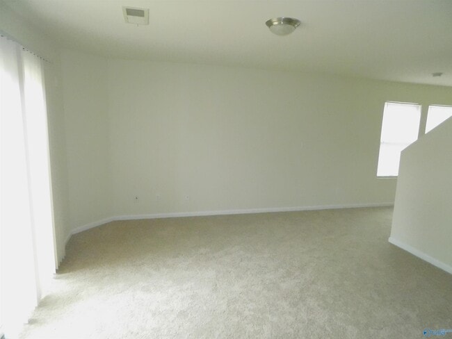 Building Photo - 130 Lockport Dr