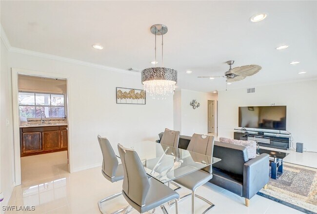 Building Photo - 4912 Seville Ct