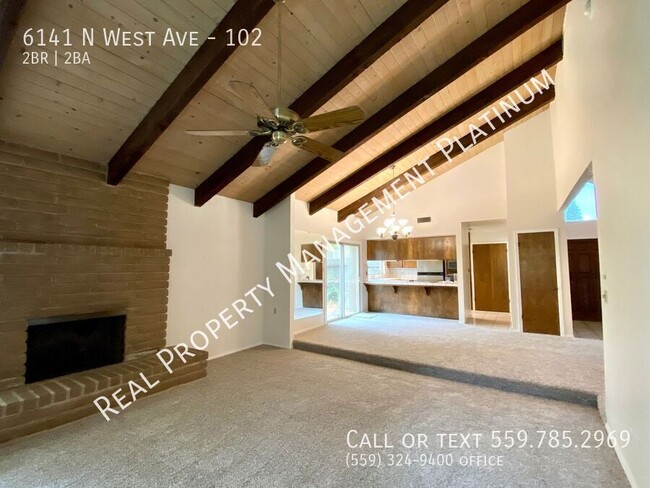 Building Photo - $1,950 Bullard & West, 2 Bed Condo, Commun...