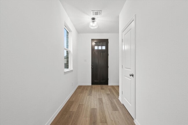 Building Photo - 1663 Gracehill Wy