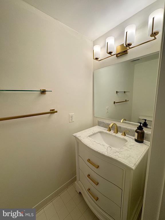 Building Photo - 43511 Evian Ln