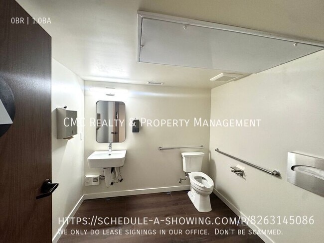 Building Photo - 5552 2nd St