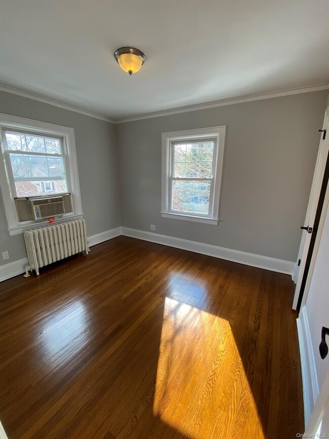 Building Photo - 321 Hayward Ave