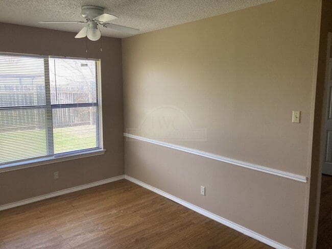 Building Photo - 2707 Sidewinder Dr