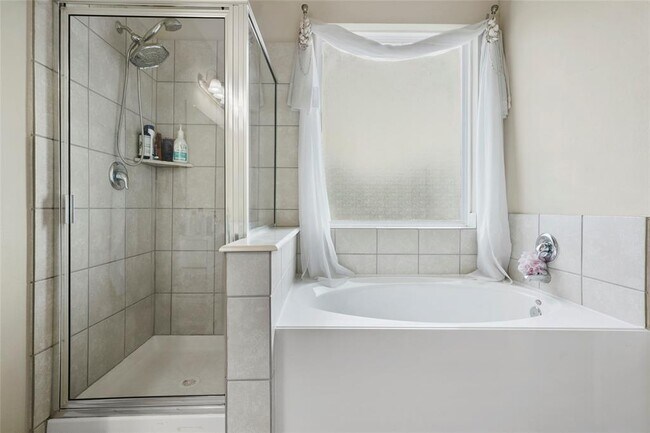 Building Photo - 20126 Galena Falls Dr