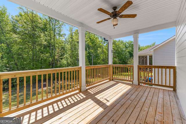 Building Photo - 517 Lago Ct