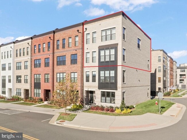 Building Photo - 43544 Jefferson Park St