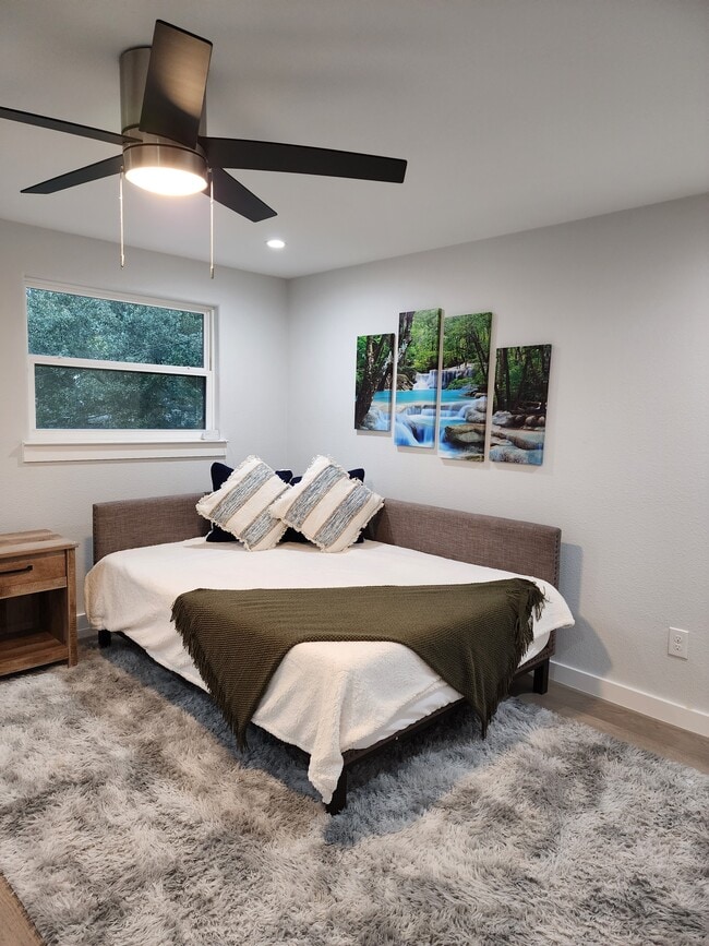 Building Photo - 7986 Briaridge Rd