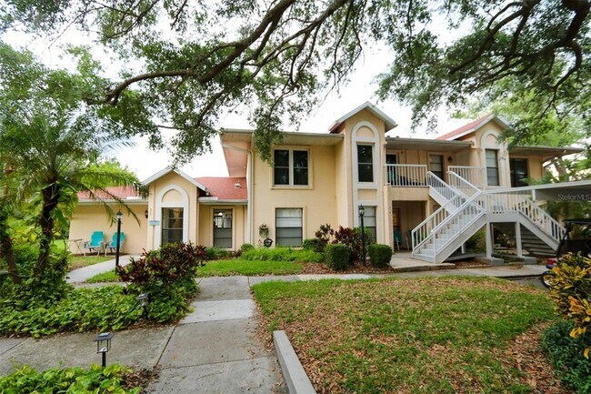 Building Photo - 323 Knottwood Ct