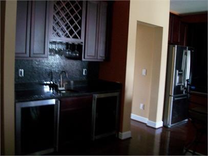 Building Photo - 2472 Lantana Ln