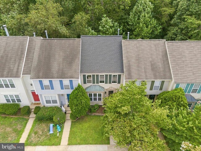 Building Photo - 4217 Kenton Cir